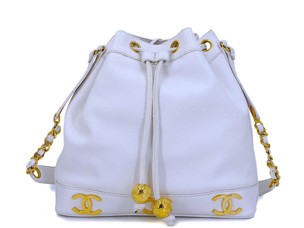 Chanel Vintage Bucket Bag 1995  Caviar Drawstring 6-CC 24k GHW