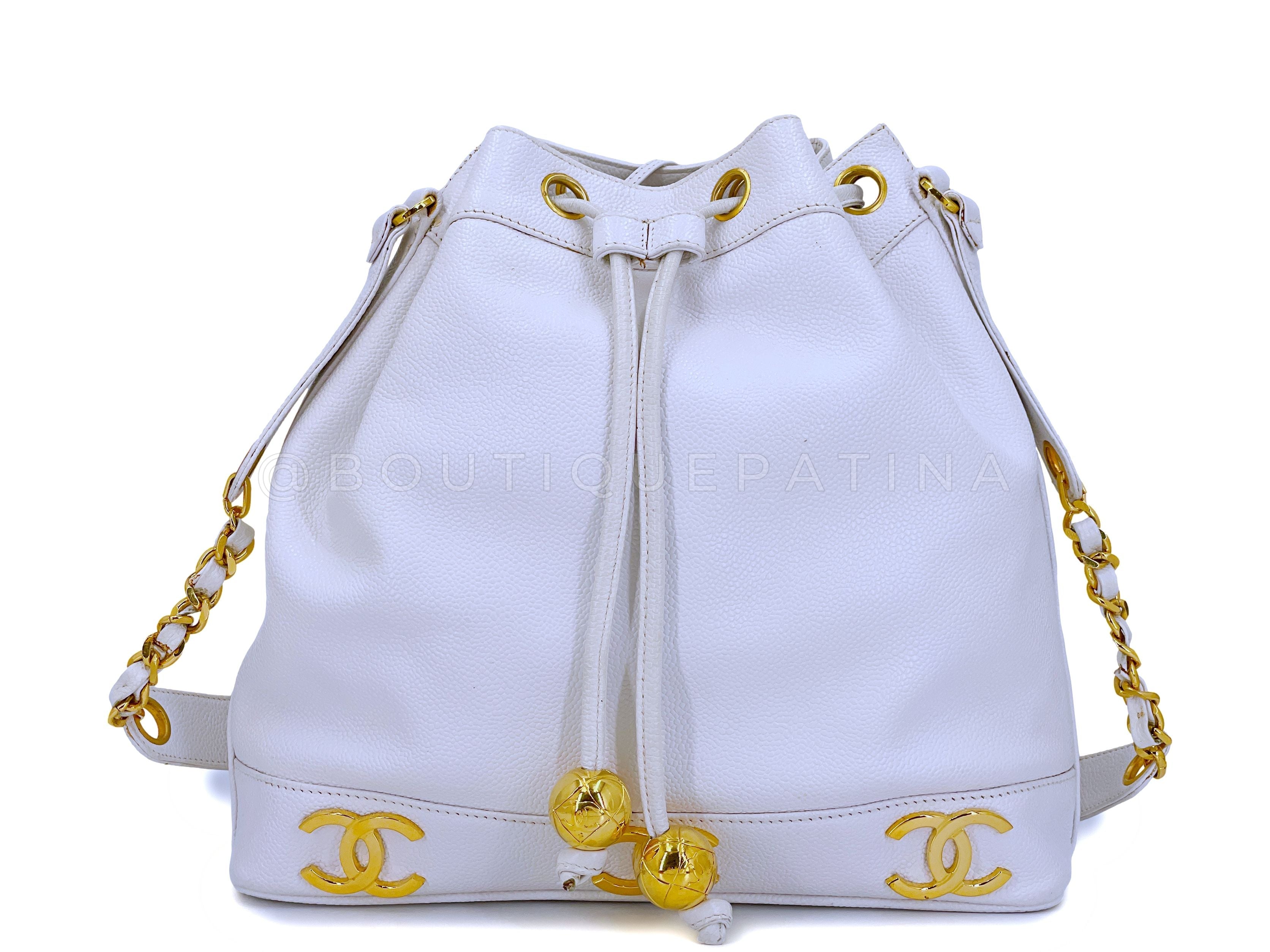 Chanel Vintage Bucket Bag 1995  Caviar Drawstring 6-CC 24k GHW