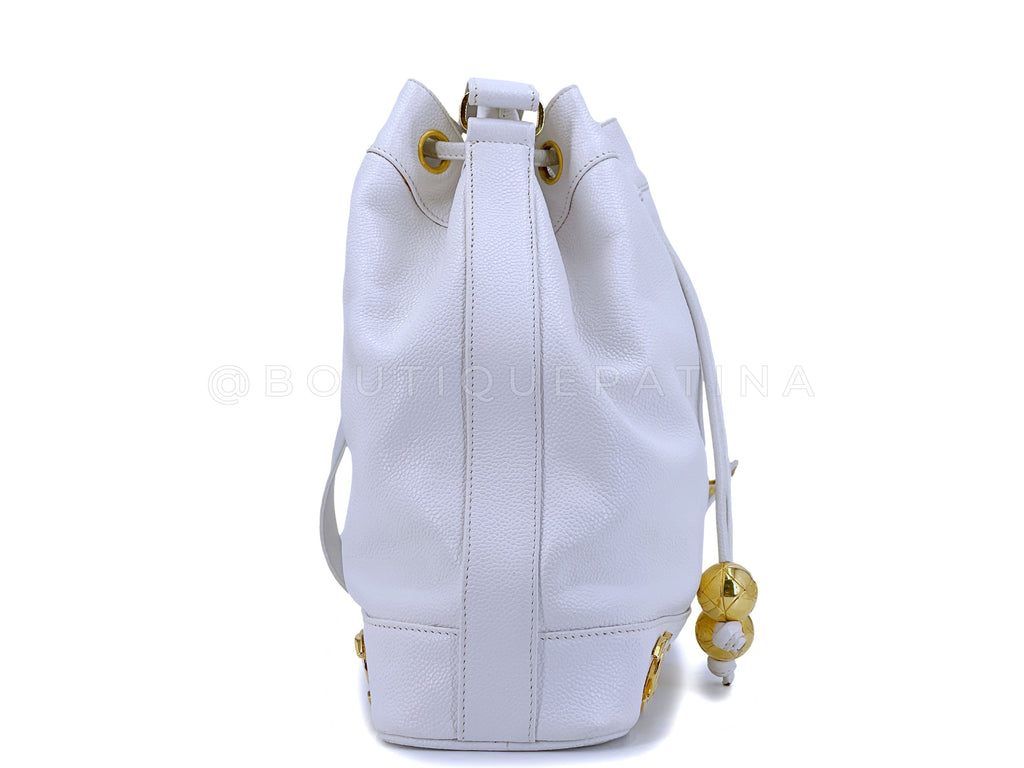 Chanel Vintage Bucket Bag 1995  Caviar Drawstring 6-CC 24k GHW