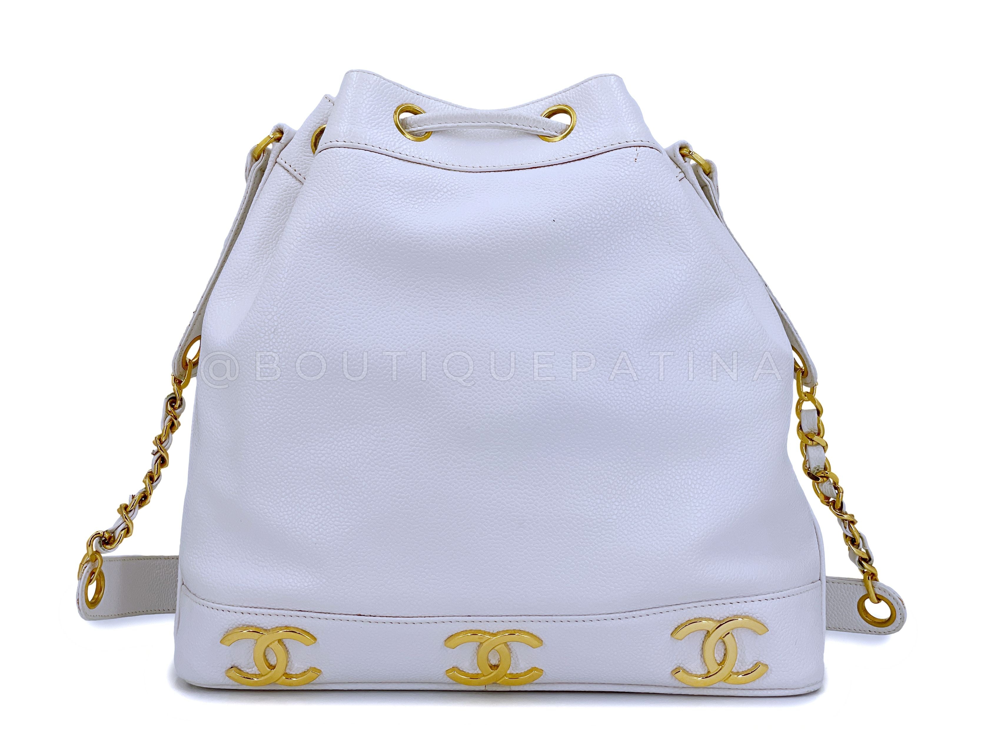 Chanel Vintage Bucket Bag 1995  Caviar Drawstring 6-CC 24k GHW