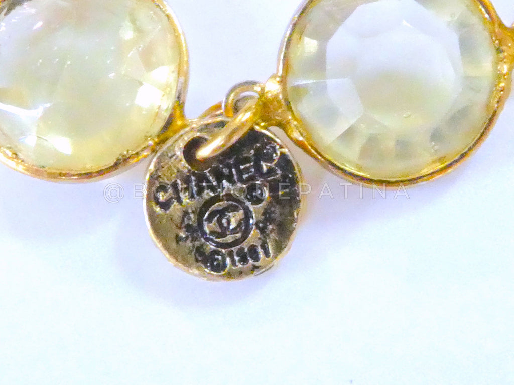 Chanel 1981 Vintage Light Apple Green Crystal Chicklet Sautoir Station Strand Necklace JUA