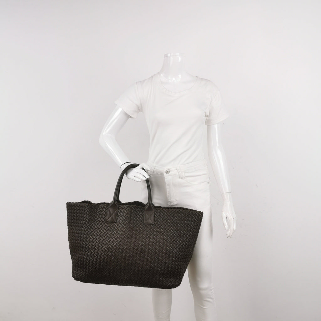 Bottega Veneta Cabat Tote Intreccio Leather Dark Chocolate Brown 45cm