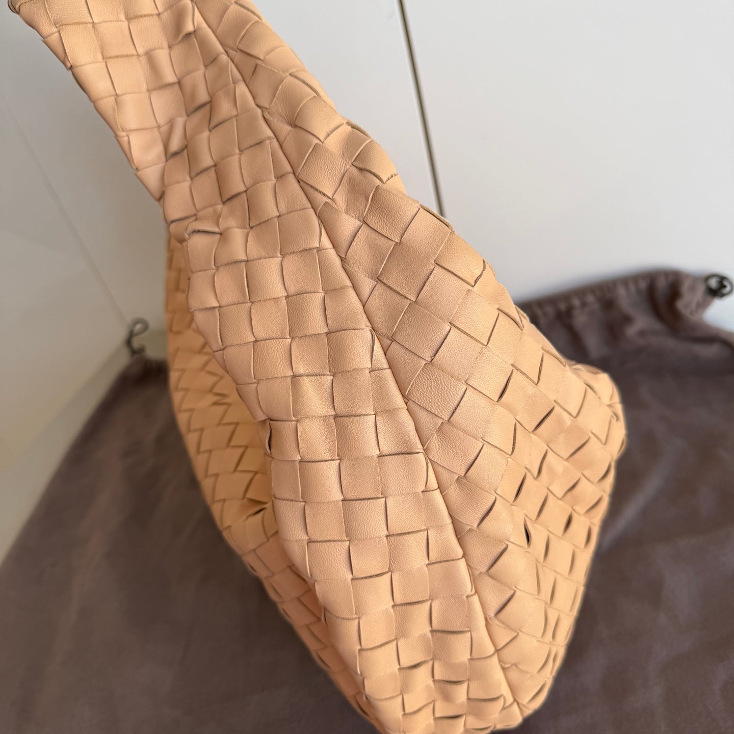 Bottega Veneta Jodie Classic Large Milk Tea Beige Lambskin Leather Clutch Bag