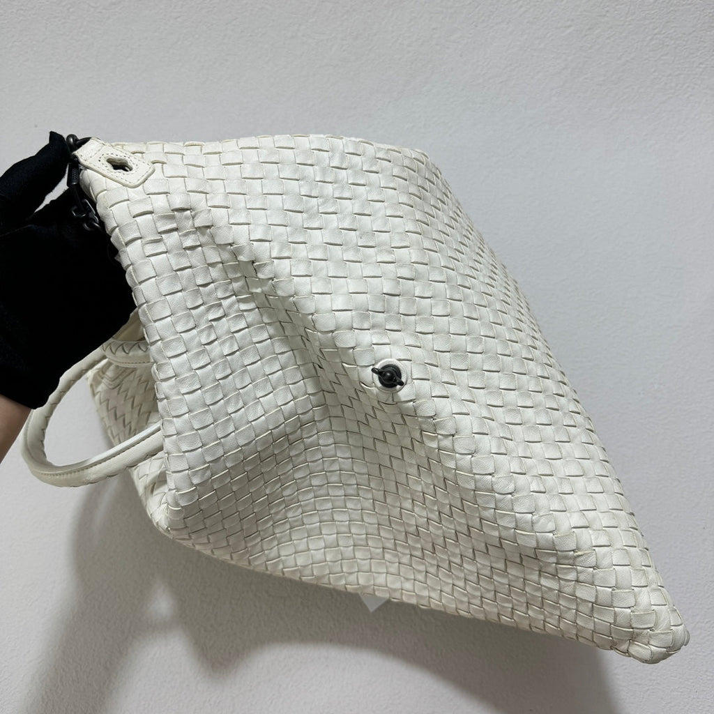 Bottega Veneta Maxi Convertible Tote Bag White Leather Two-way Carry 50cm