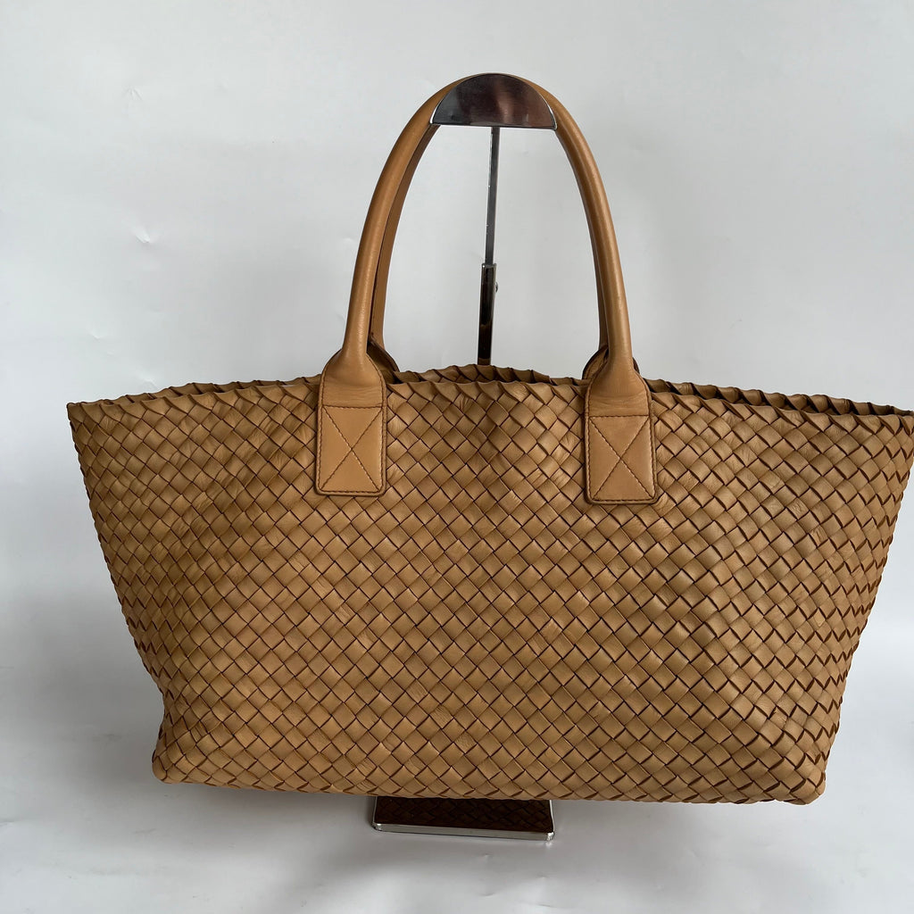 Bottega Veneta Cabat Tote Intreccio Leather Light Brown Beige 42cm