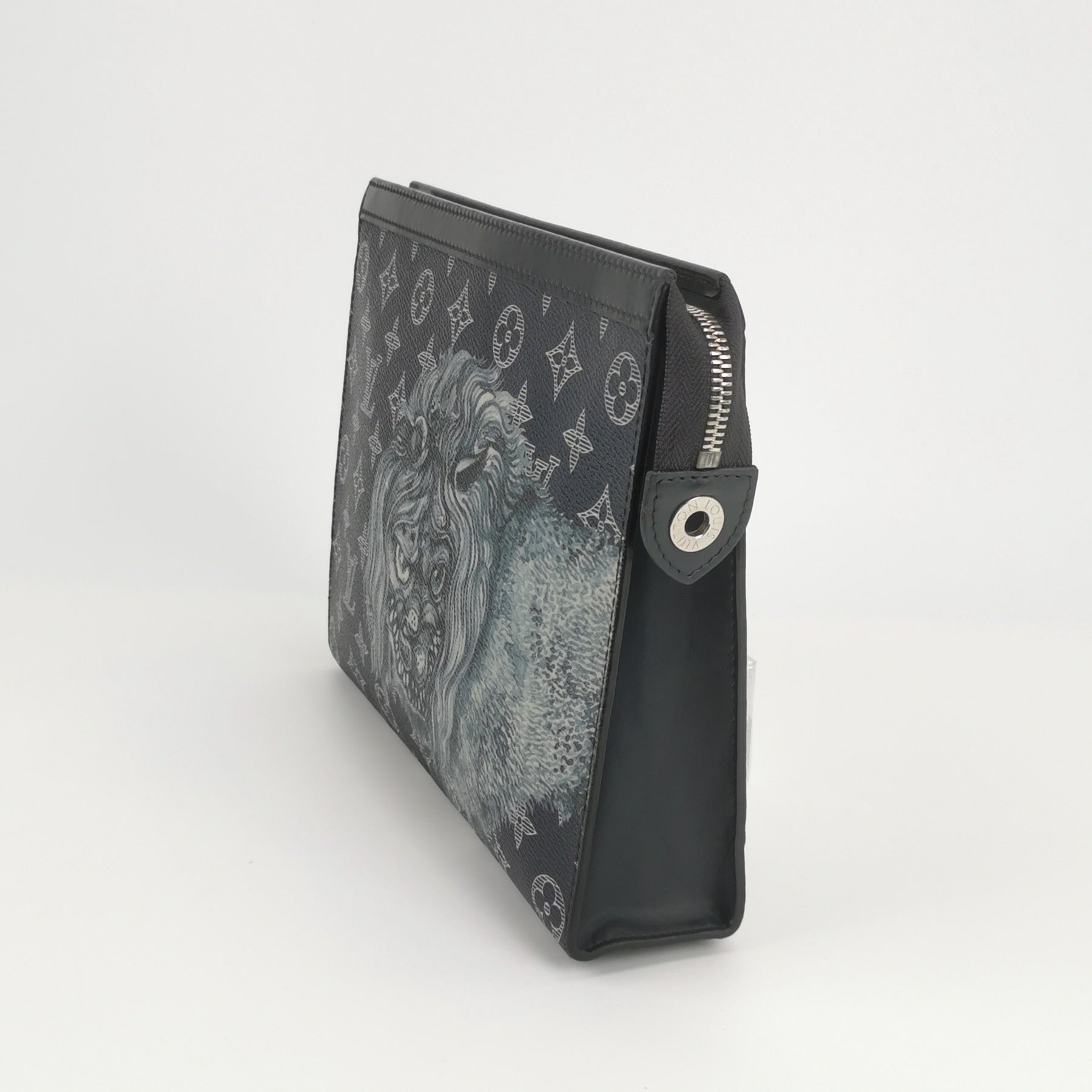 Louis Vuitton x Chapman Brothers Pochette Voyage Medium Lion Navy