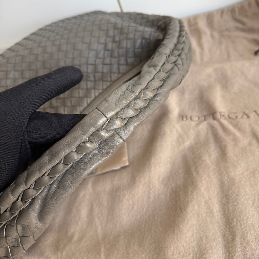 Bottega Veneta Hobo Bag Lambskin leather Dark Grey 47cm
