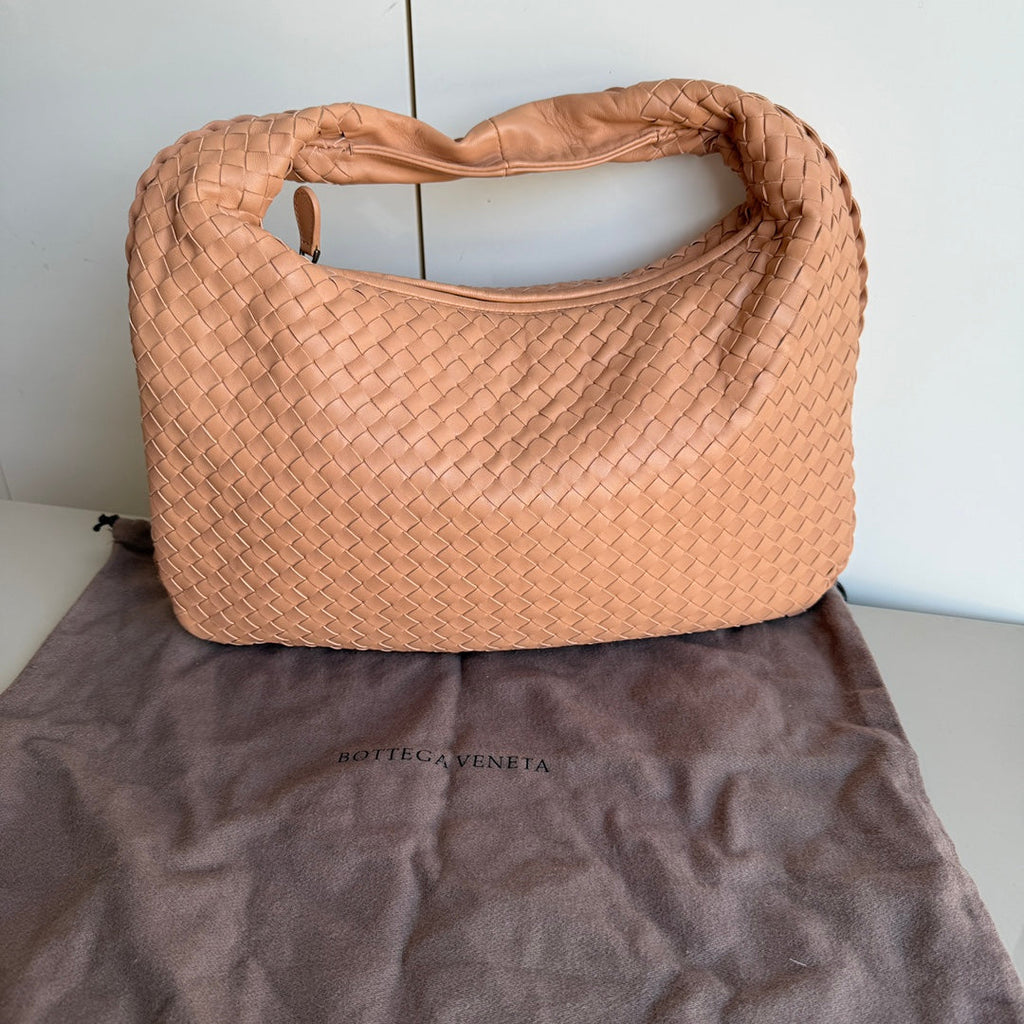 Bottega Veneta Veneta Hobo Beige Almond Lambskin Leather 40cm