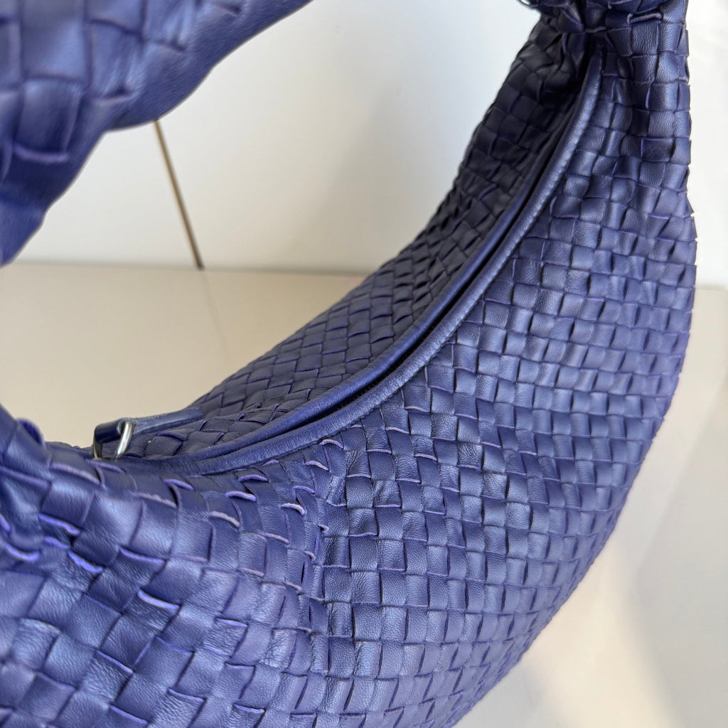 Bottega Veneta Hobo Bag Lambskin leather Navy Medium 47cm