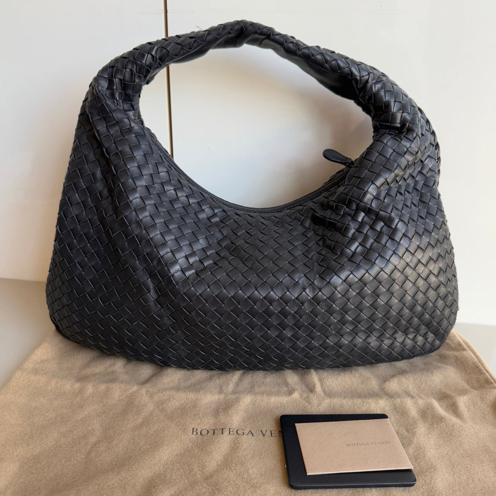 Bottega Veneta Veneta Intrecciato Hobo Bag Large Black Lambskin leather 48cm