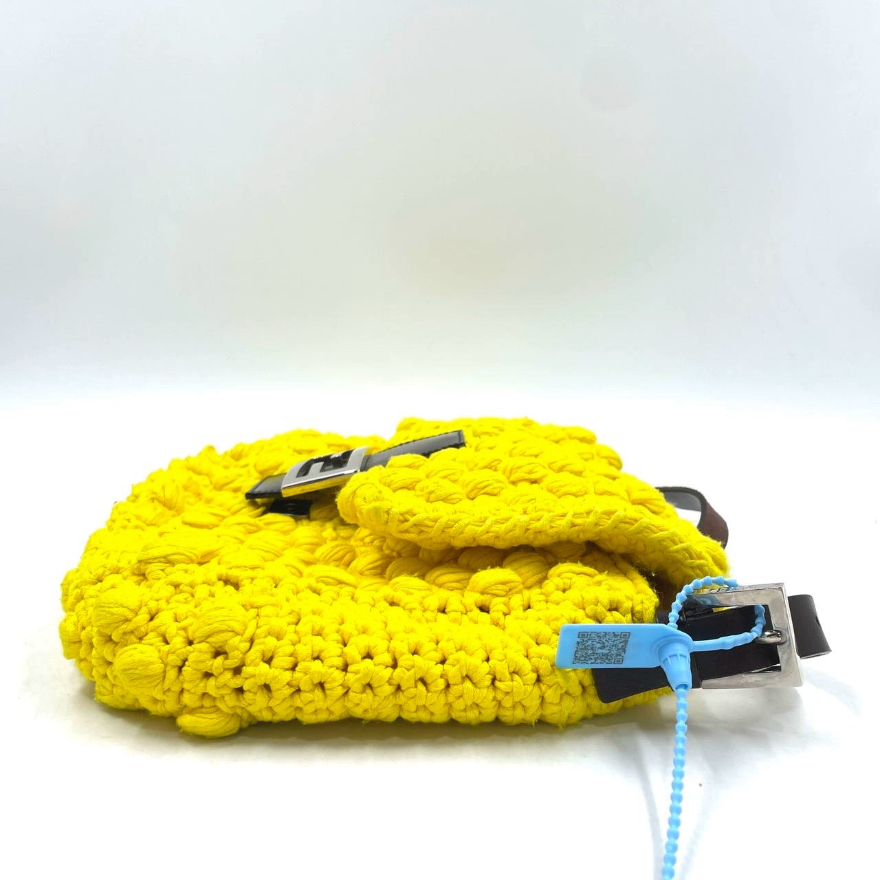 Fendi Mamma Baguette Bag Yellow Crochet Shoulder Bag