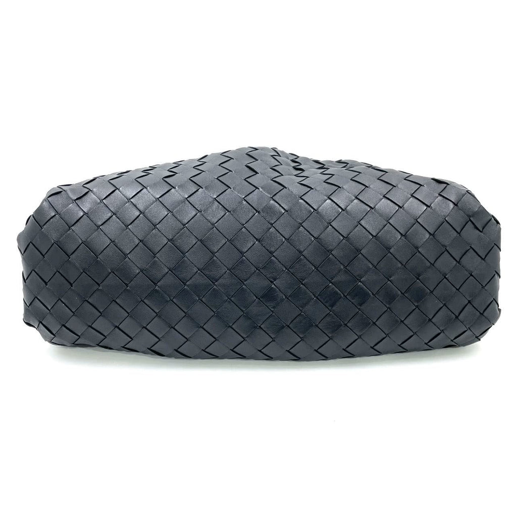 Bottega Veneta Pouch Large Intrecciato Black Calfskin Leather Clutch