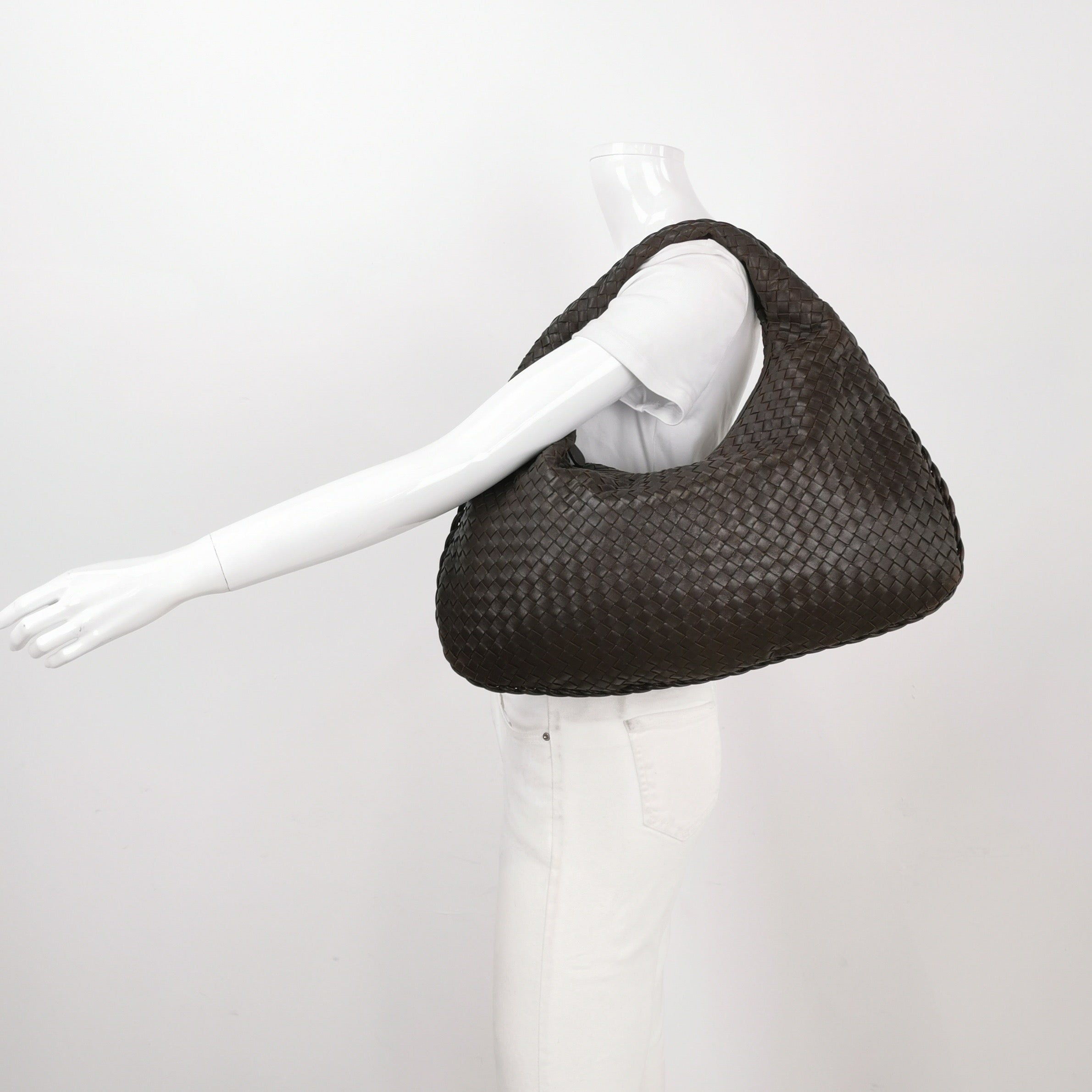 Bottega Veneta Veneta Hobo Dark Chocolate Brown Intrecciato Leather Bag 48cm