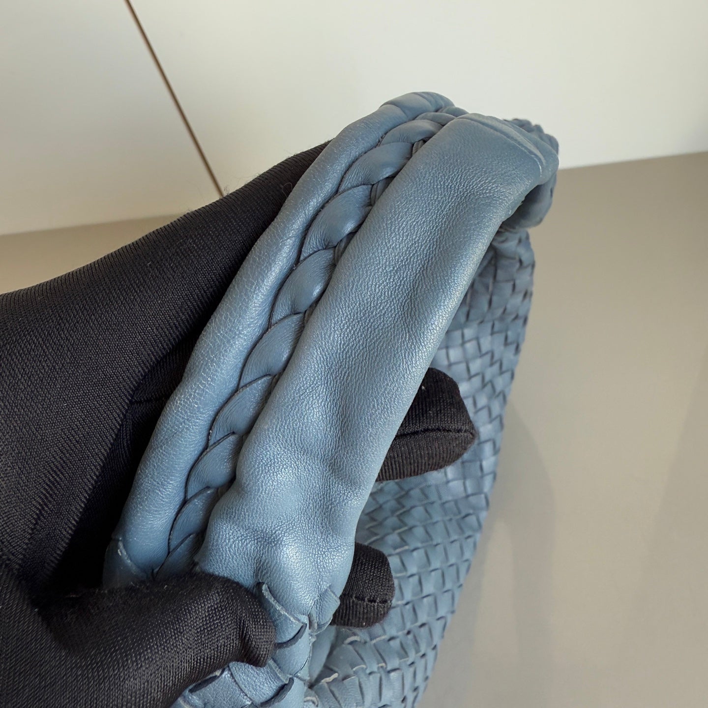 Bottega Veneta Veneta Hobo Misty Blue Intrecciato Leather Bag Medium 47cm