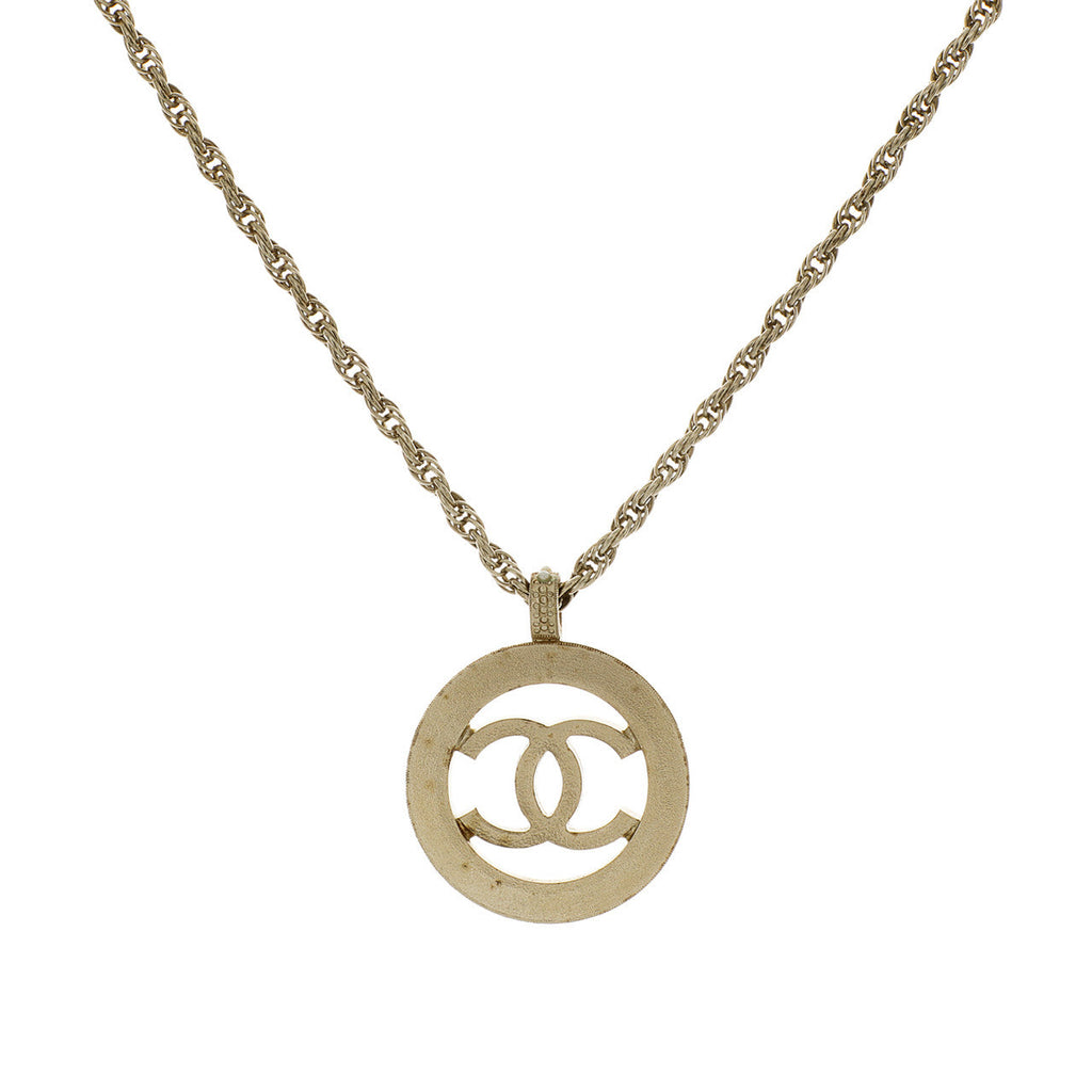 Chanel Pearl CC Pendant    Necklace