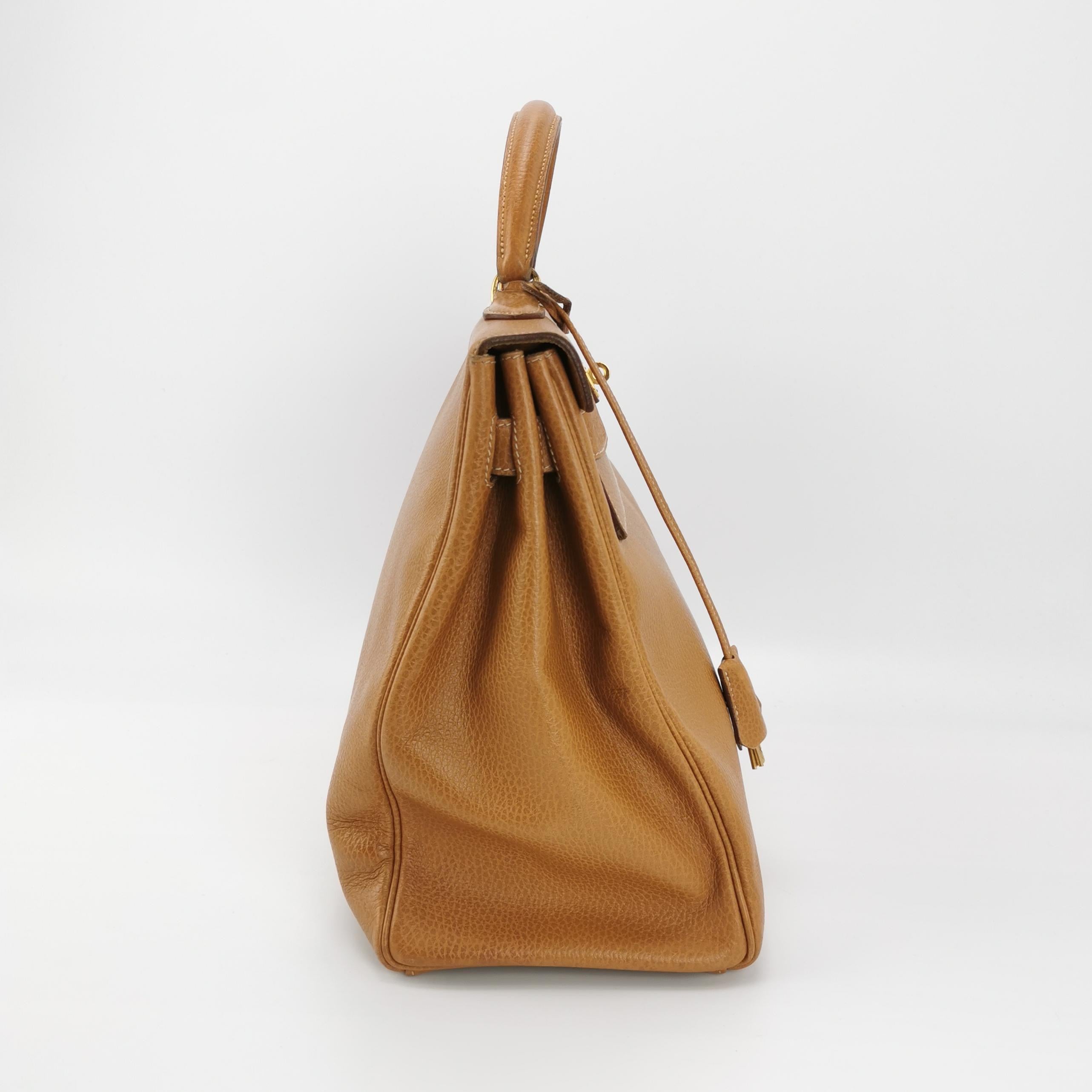 Hermes Kelly 40 Retourne Gold Togo Leather Gold Hardware 1993