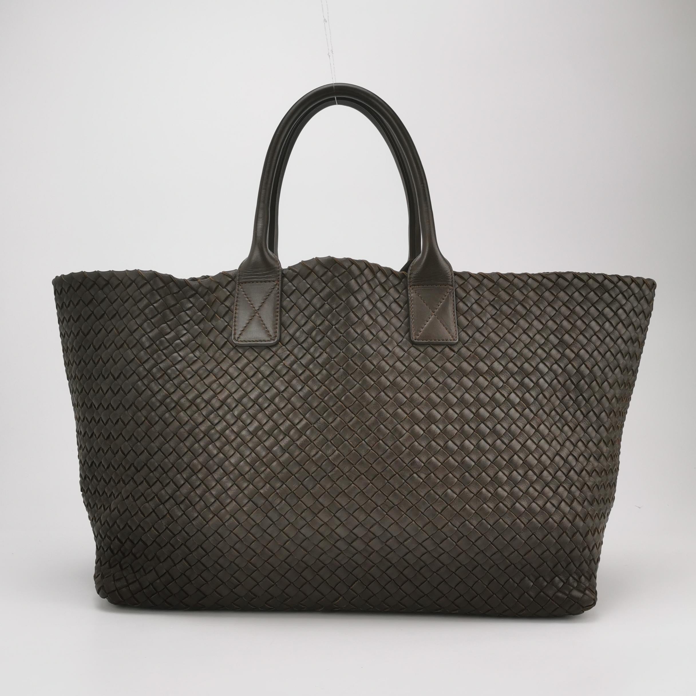 Bottega Veneta Cabat Tote Intreccio Leather Dark Chocolate Brown 45cm