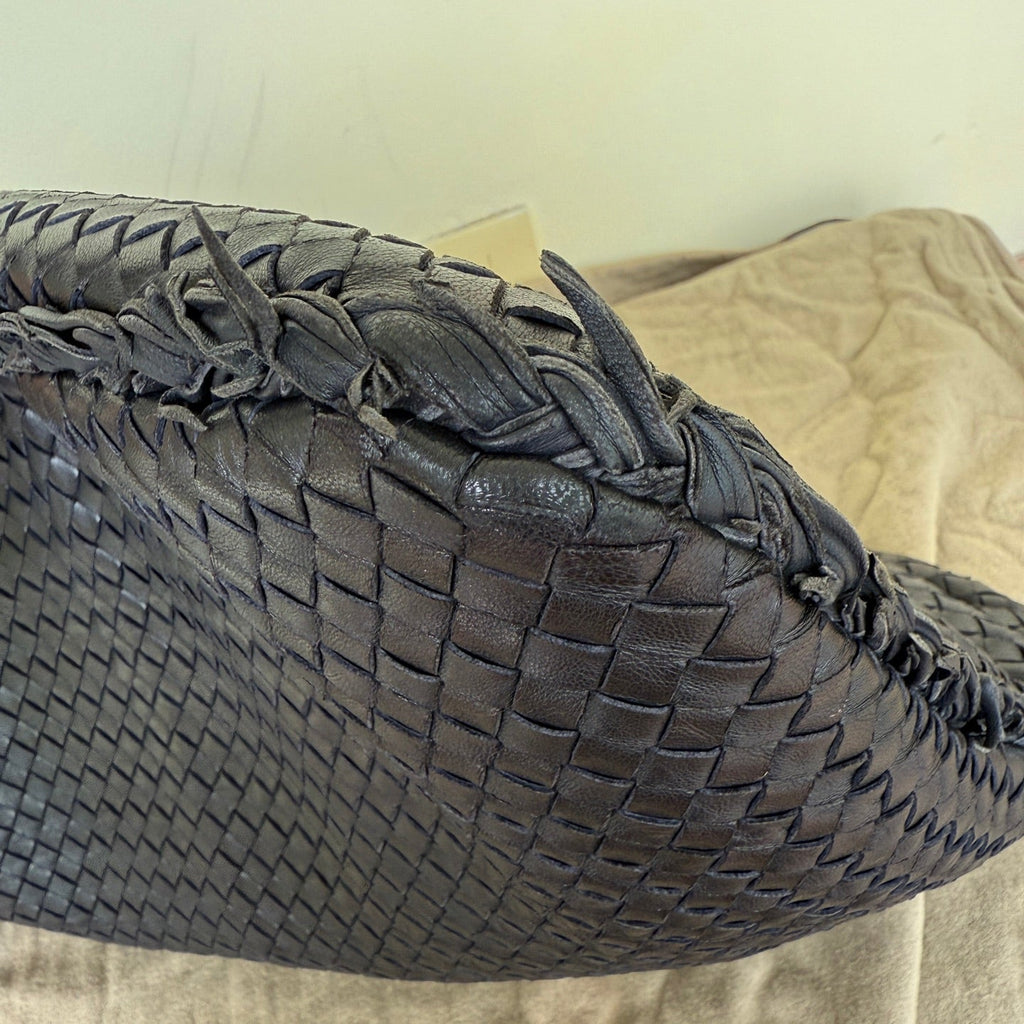 Bottega Veneta Veneta Hobo Maxi Black Tiny Fringes Leather 51cm