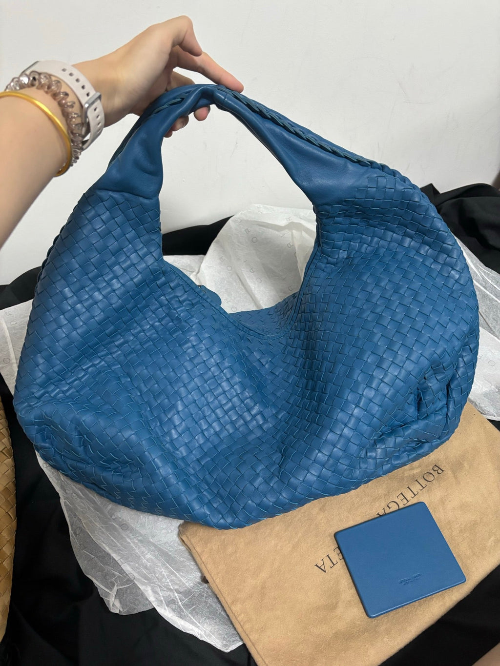Bottega Veneta Belly Hobo Intrecciato Blue Navy Leather Maxi 50cm