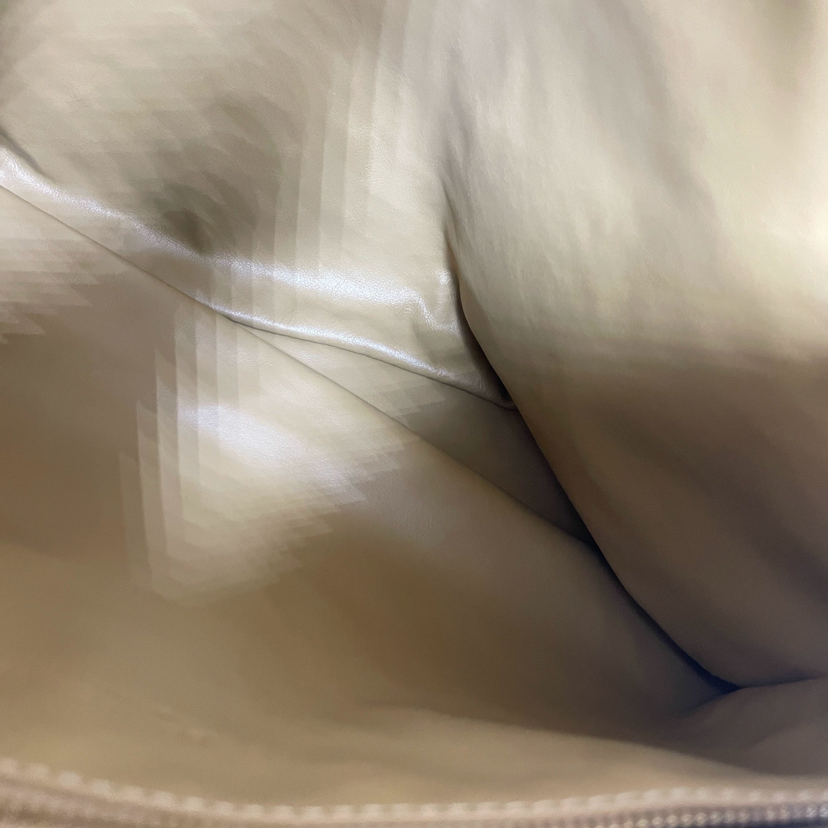 Bottega Veneta Hop Hobo Medium Leather Beige 46cm