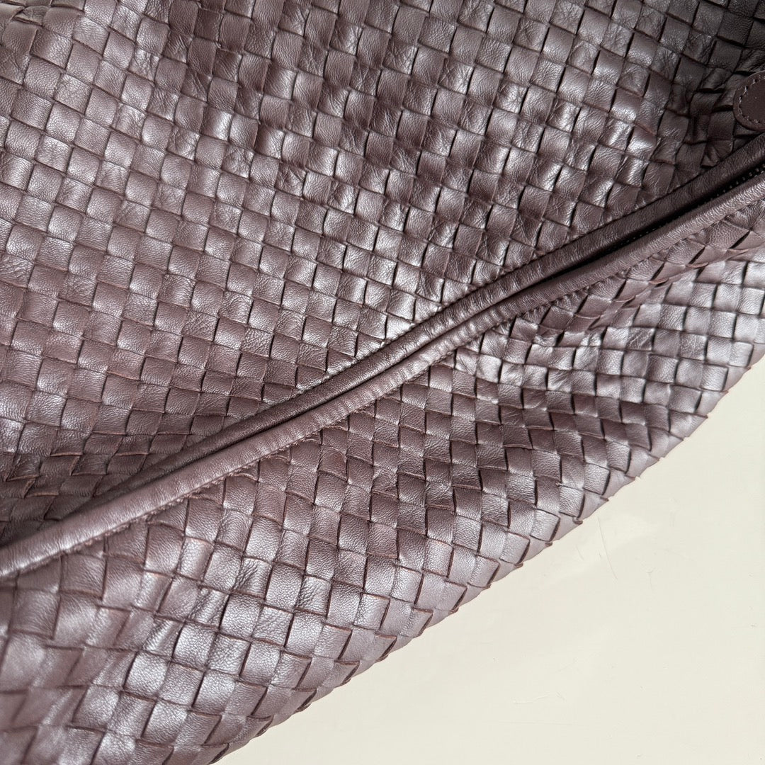 Bottega Veneta Hobo Maxi Dark Chocolate Brown leather 51cm