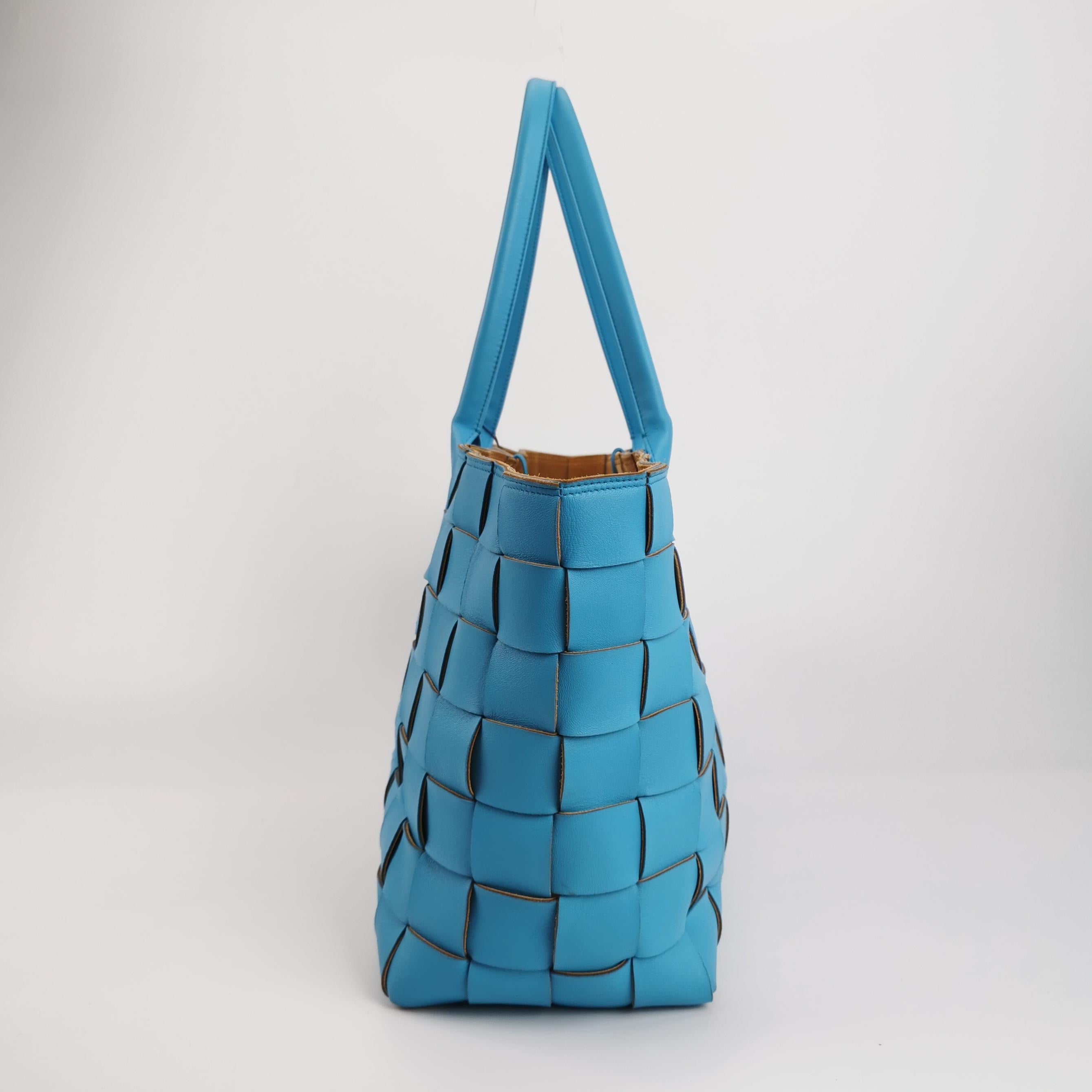 Bottega Veneta Cabat Large Blue Wide Intreccio Leather Brown Suede Tote Bag