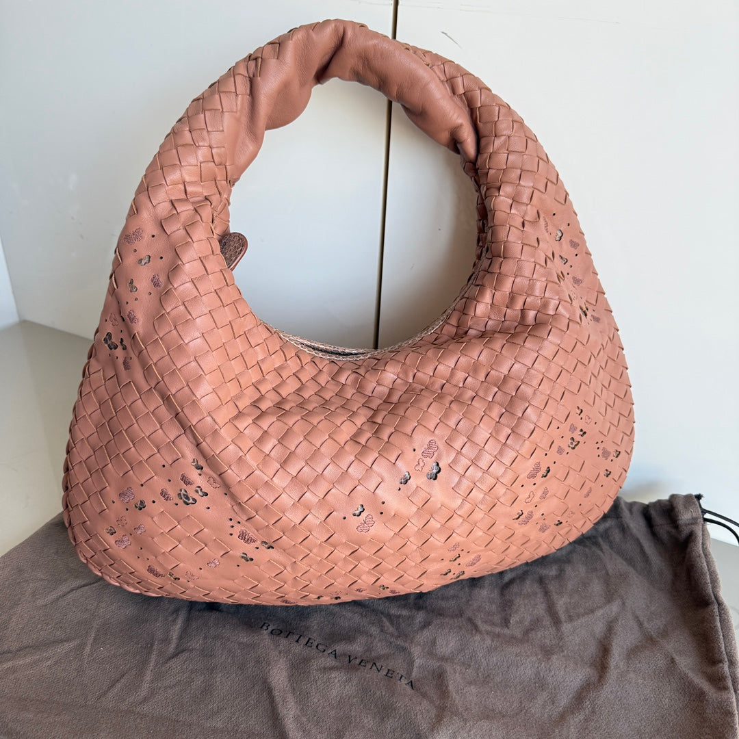 Bottega Veneta Hobo Bag Leather Beige Small 40cm Butterfly Cutout