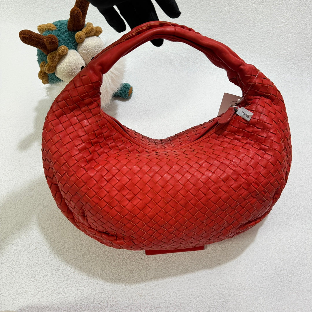 Bottega Veneta Belly Hobo Intrecciato Lambskin Leather Red Medium 40cm