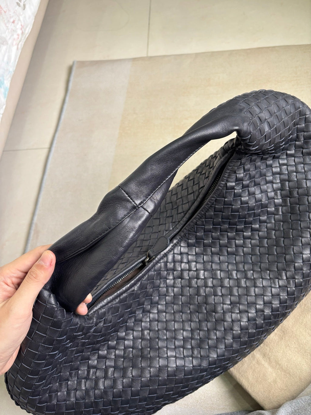 Bottega Veneta Belly Hobo Intrecciato Navy Leather Maxi 50cm
