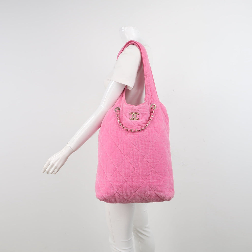 Chanel Coco Beach Quilted Hobo Pink Soft Cloth 2023