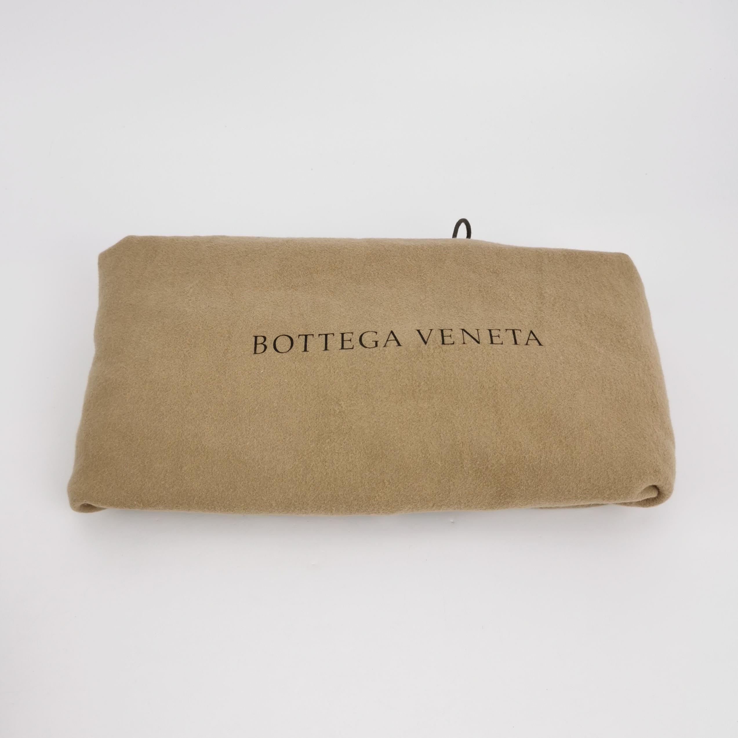 Bottega Veneta Veneta Hobo Dark Grey Leather Bag Maxi 55cm
