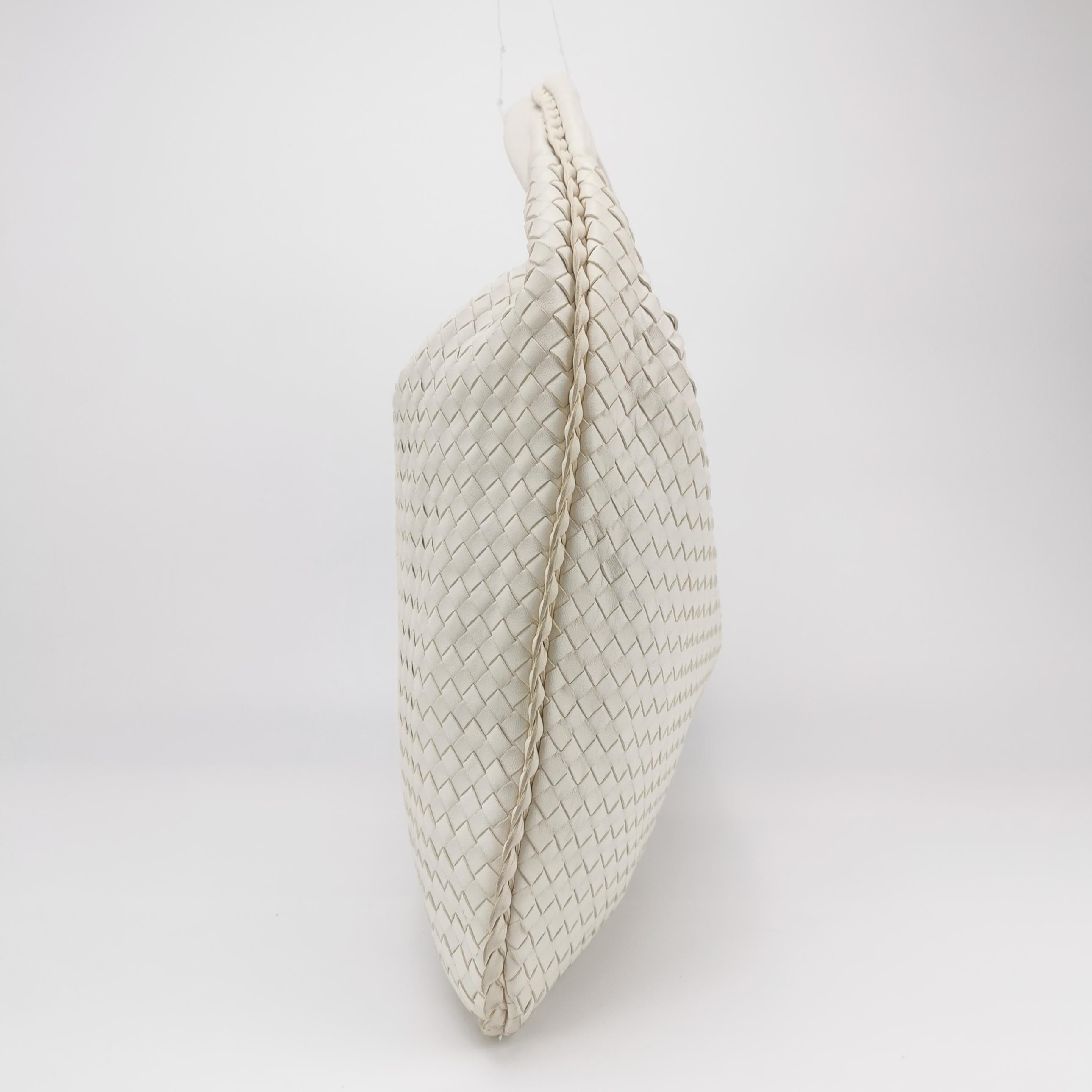 Bottega Veneta Veneta Hobo Dark White Leather Bag Maxi 55cm