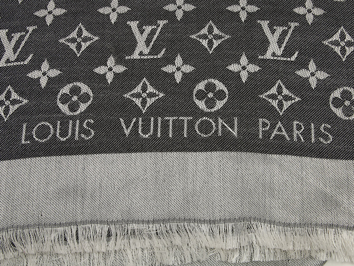 Louis Vuitton Black and Gray Umbra Shawl