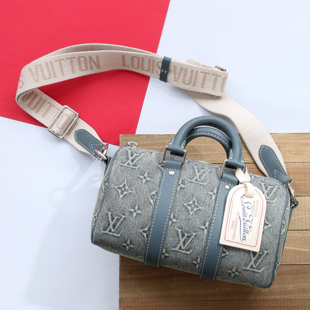 Louis Vuitton Washed Denim Keepall Bandoulière 25