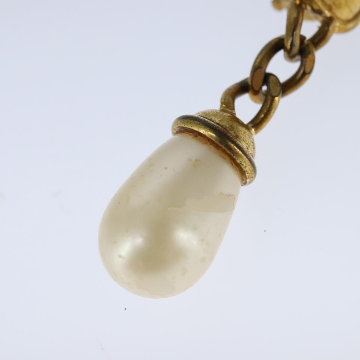 CHANEL Earring metal Gold Tone CC bs21164