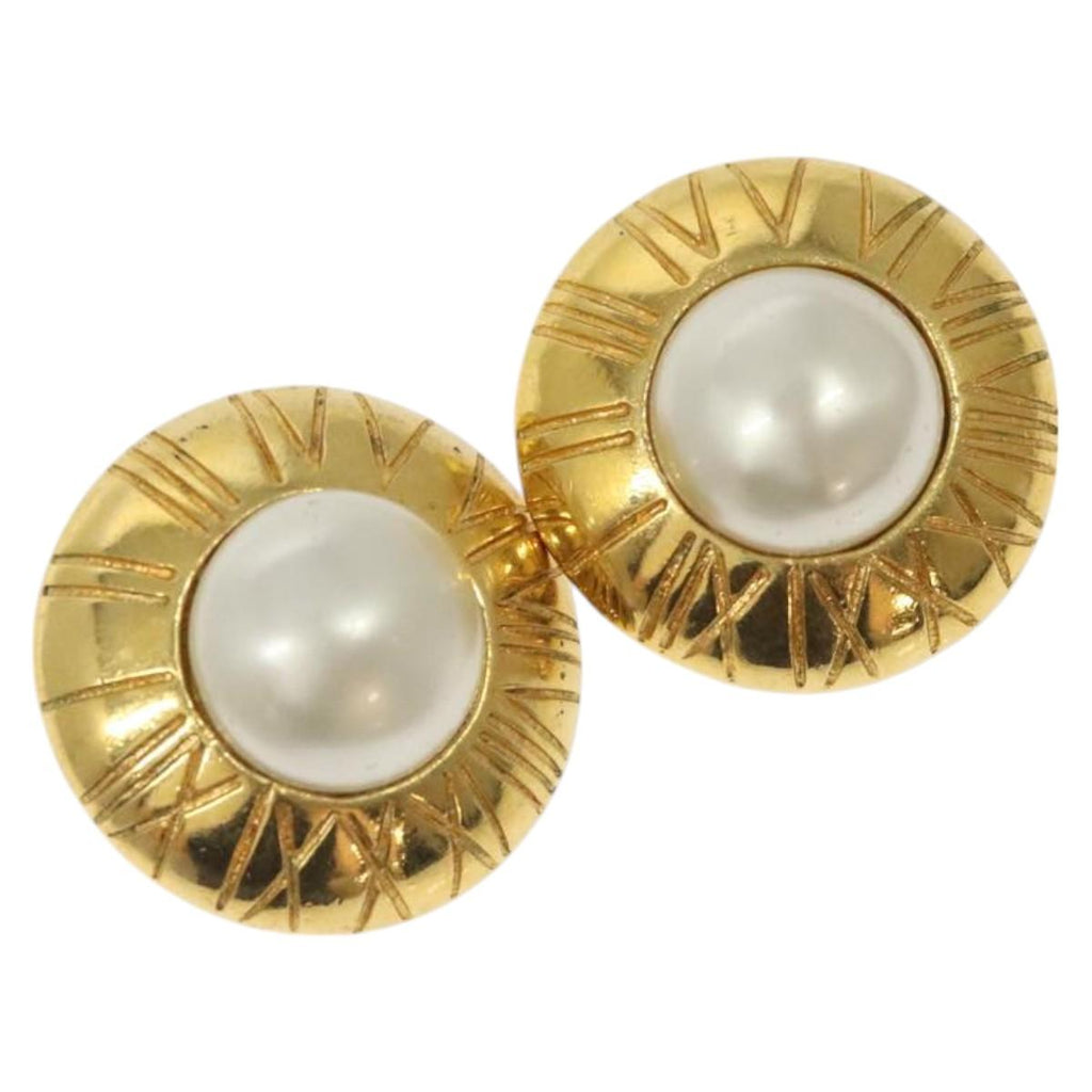 CHANEL Earring metal Gold CC bs25494