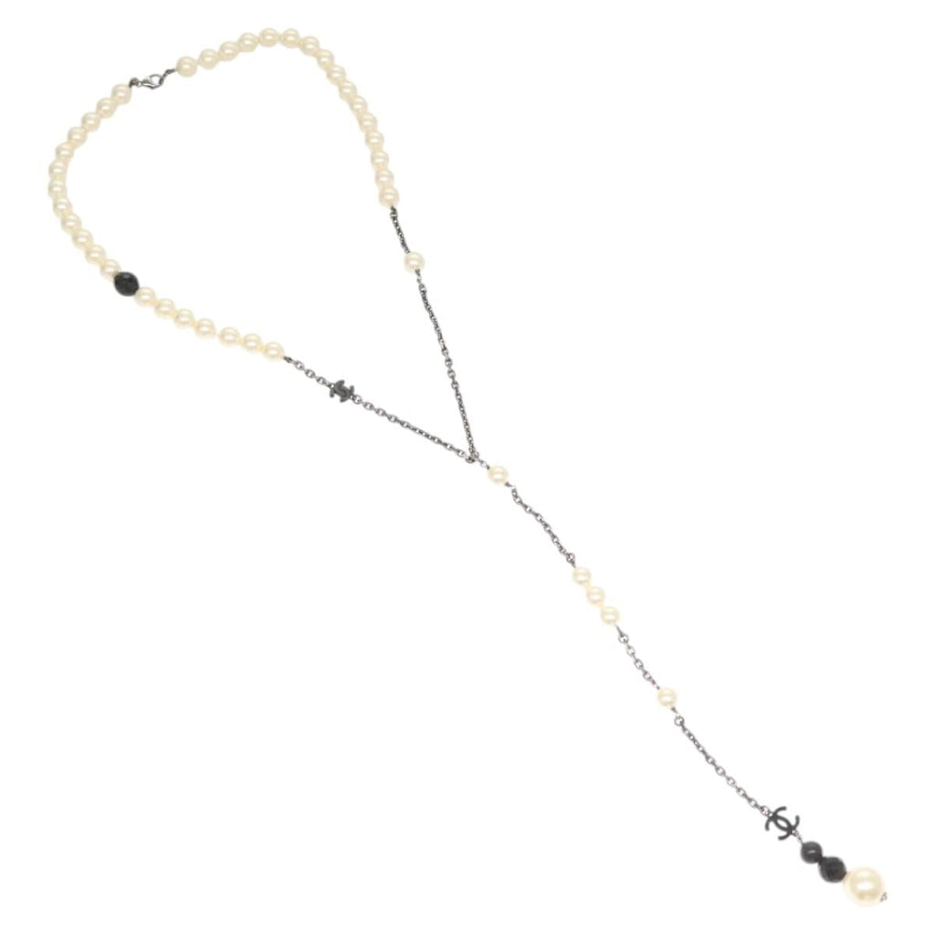 CHANEL Pearl Necklace metal White CC bs25548