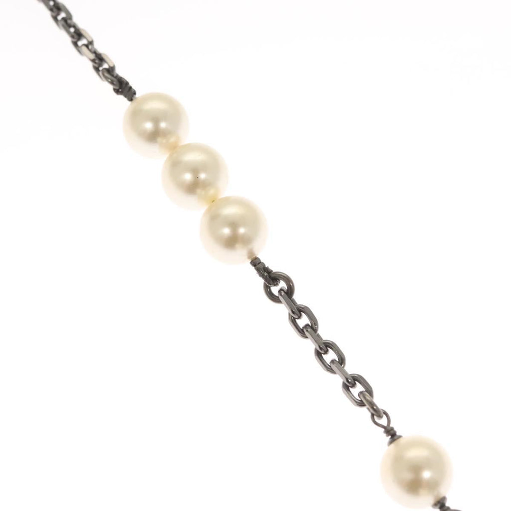 CHANEL Pearl Necklace metal White CC bs25548