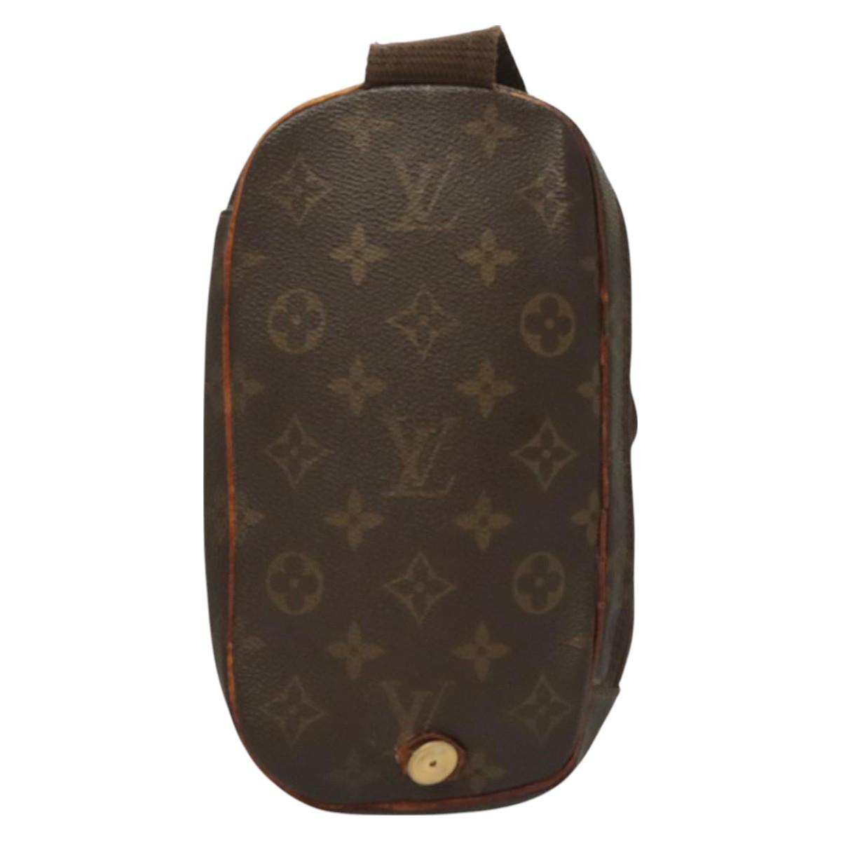 LOUIS VUITTON Monogram Pochette Gange Shoulder Bag M51870 LV bs26814
