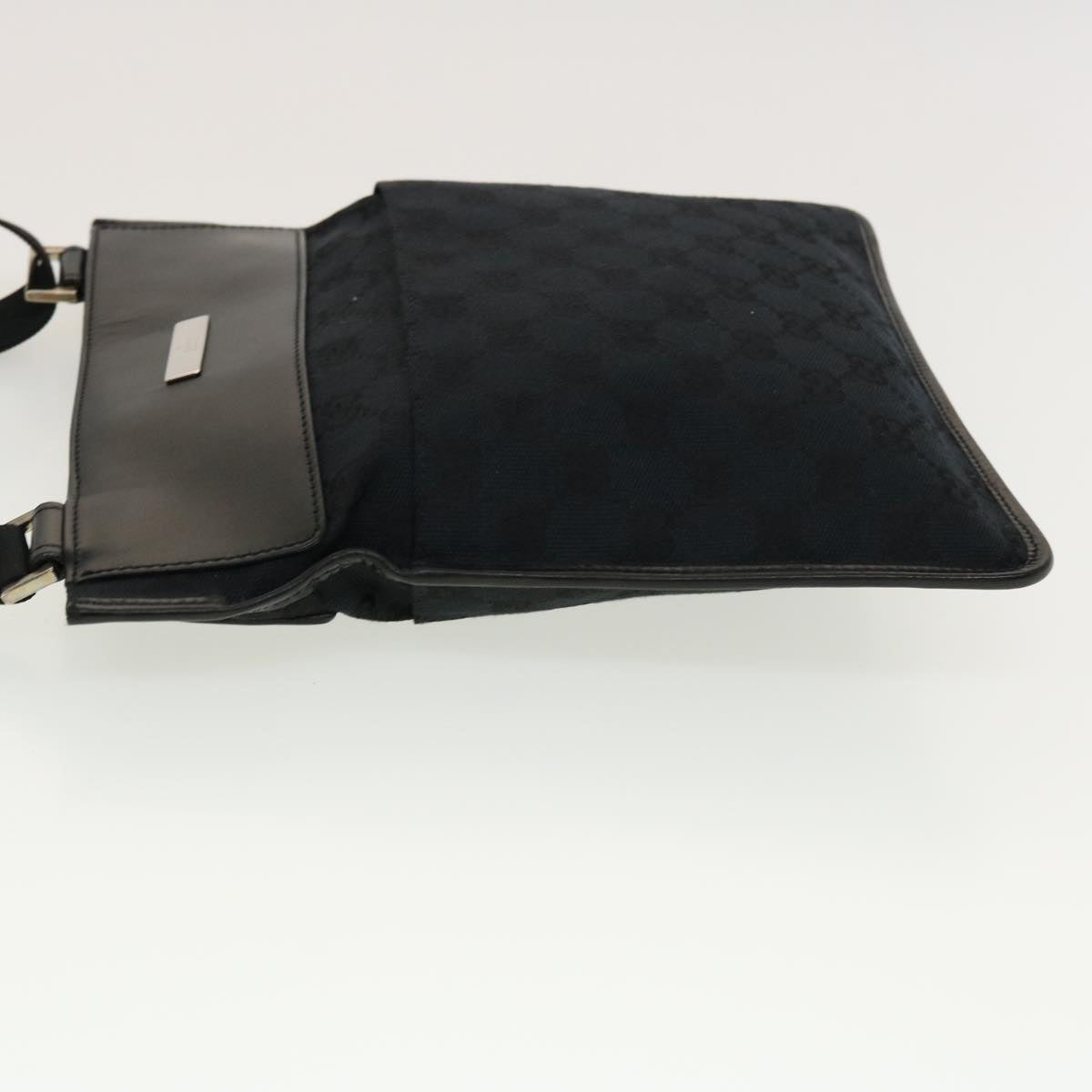 GUCCI GG Canvas Flat Shoulder Bag Black 0348 ki2992