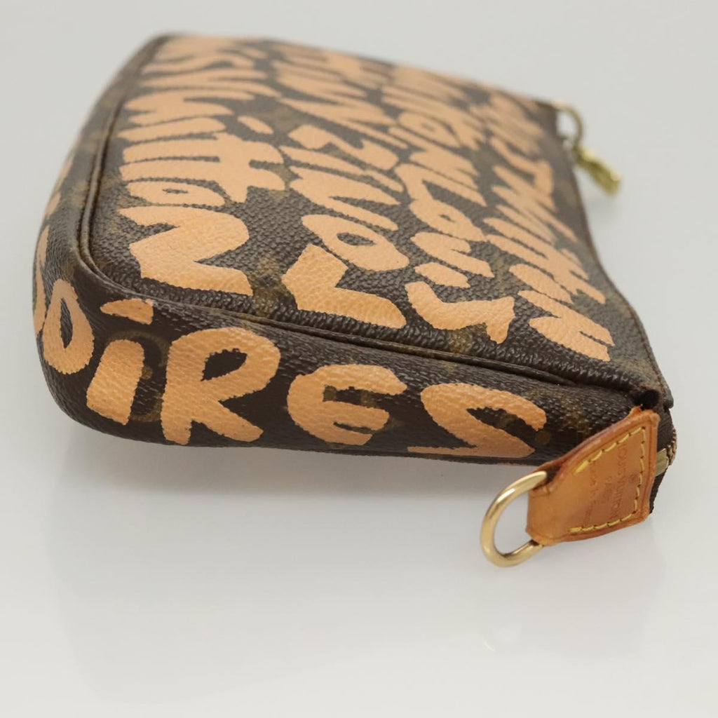 LOUIS VUITTON Monogram Graffiti Pochette Accessoires Orange M92193 MX403V