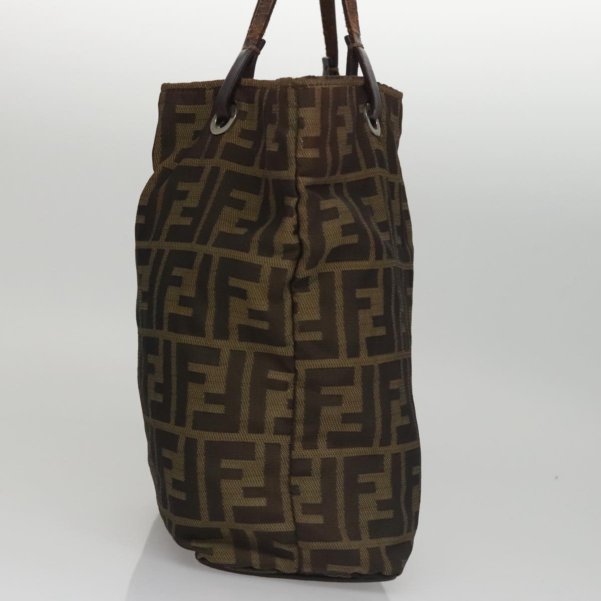 FENDI Zucca Canvas Hand Bag Brown Black yk16907