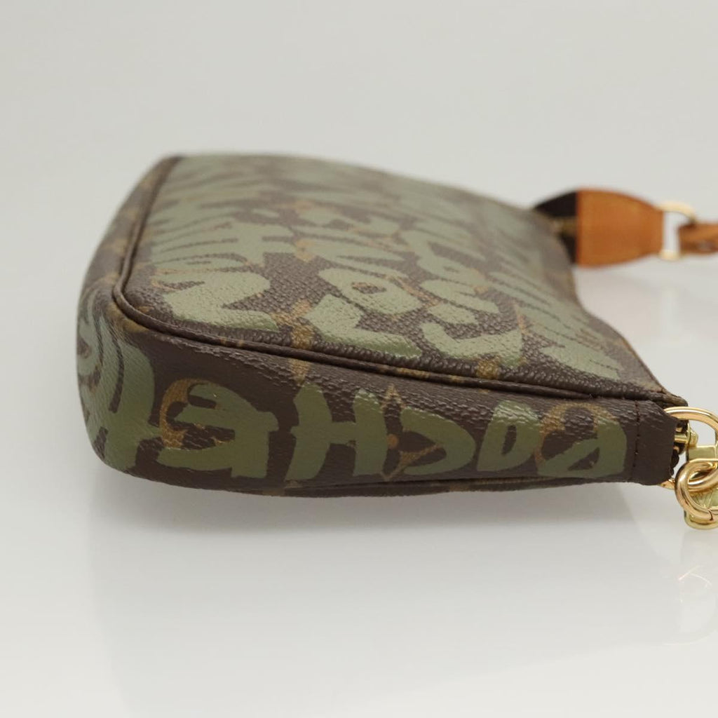 LOUIS VUITTON Monogram Graffiti Pochette Pouch Khaki M92191 LV yk18323V