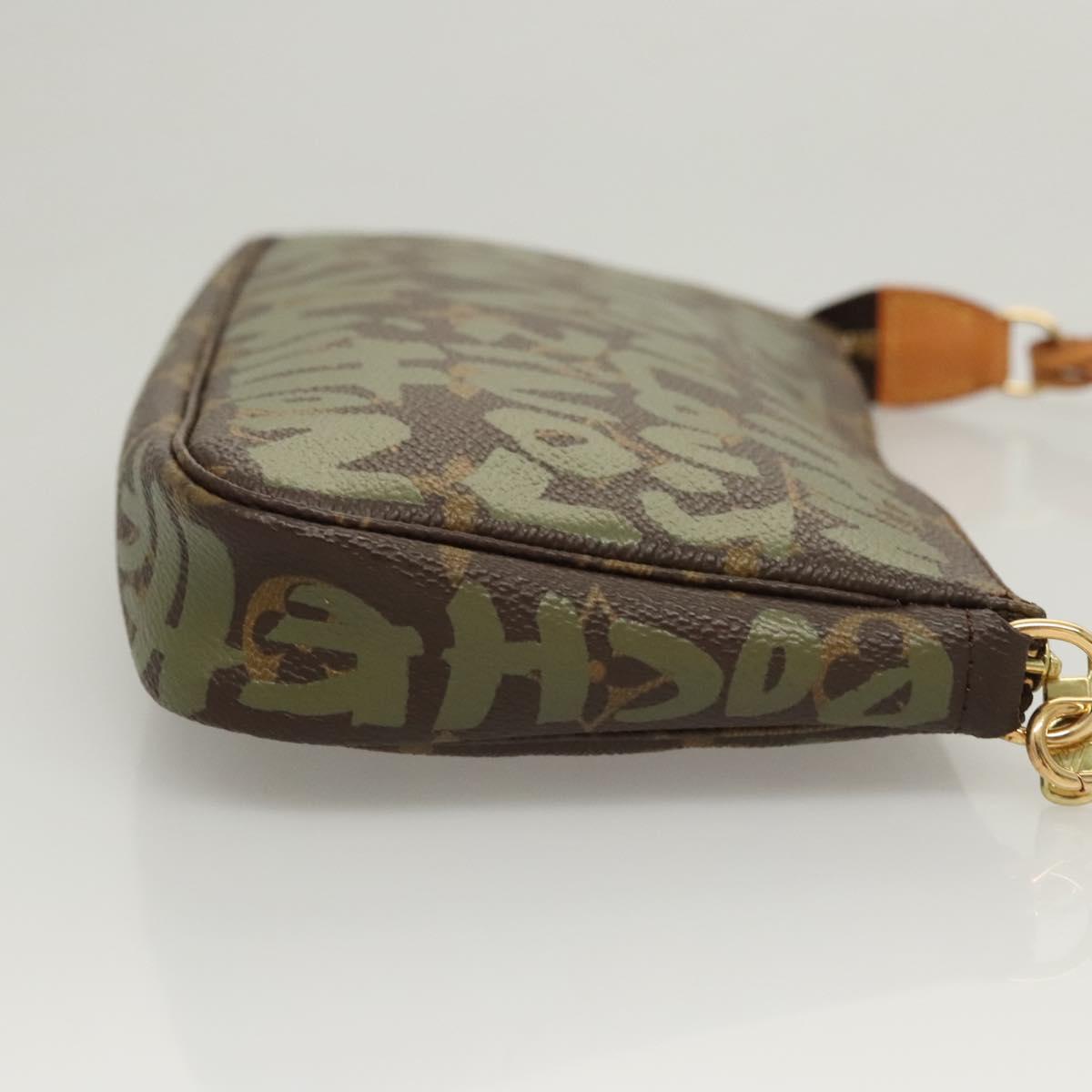 LOUIS VUITTON Monogram Graffiti Pochette Pouch Khaki M92191 LV yk18323V